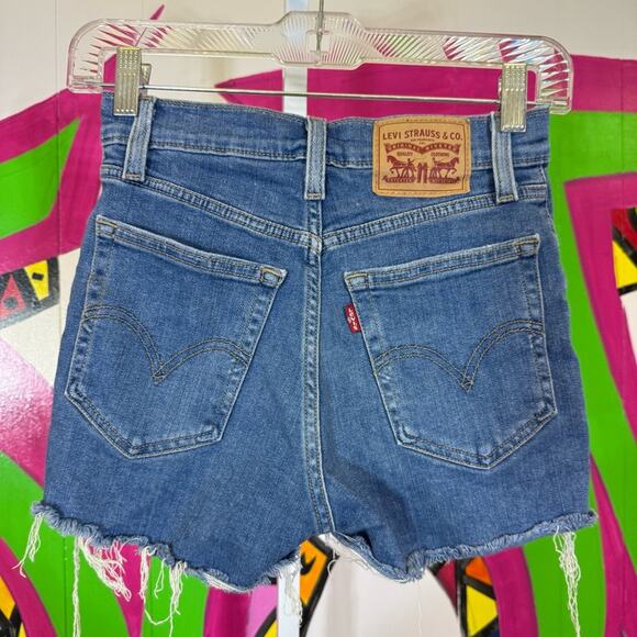Levi's Blue Jean Shorts with Distressing. Size 25 High Rise. Excellent condition - Picture 3 of 9